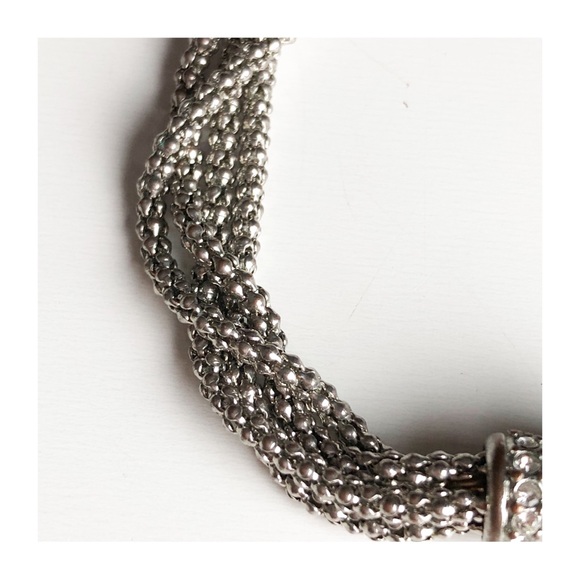 PREMIER DESIGNS Gun Metal Tone Multilayered Chain Link Bracelet with Faux Pearl - Picture 5 of 10